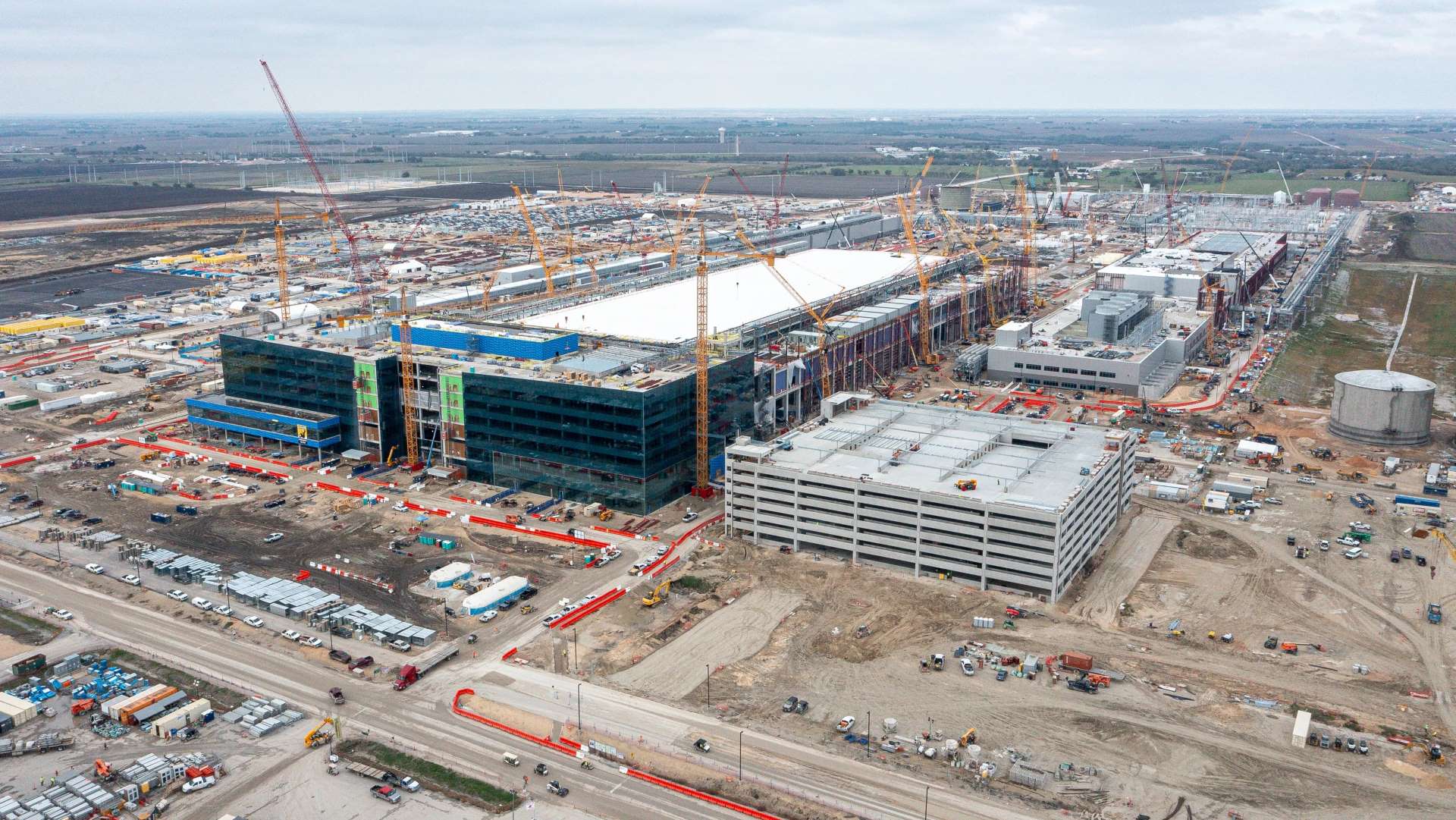 Samsung semiconductor plant under construction in Texas